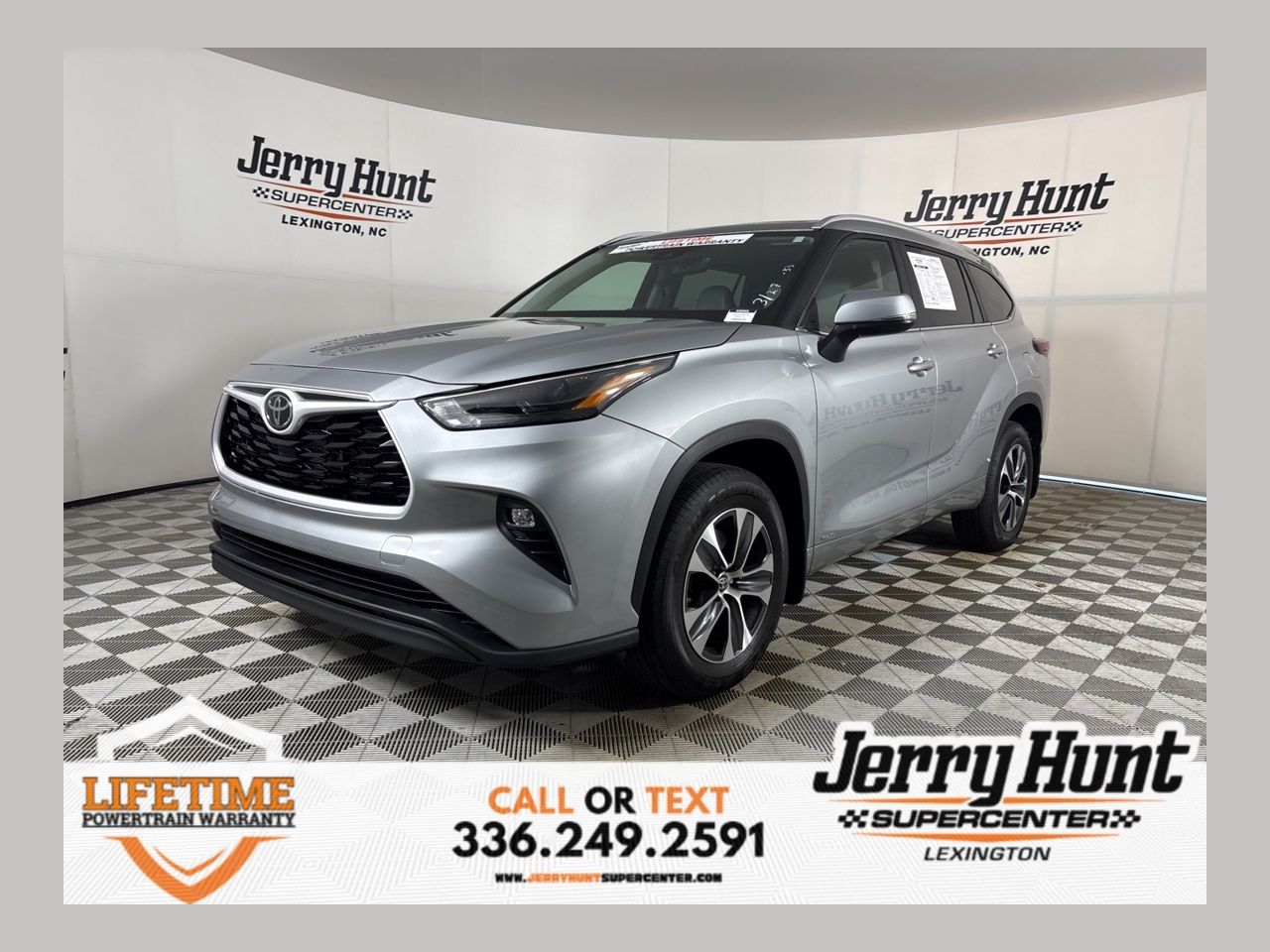 2025 Toyota Highlander Hybrid XLE AWD