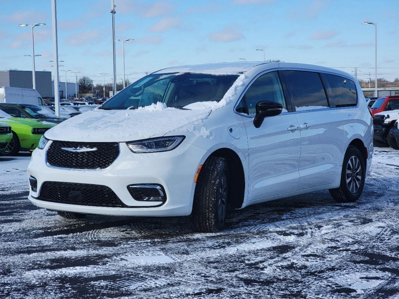 2024 Chrysler Pacifica Hybrid Select 10