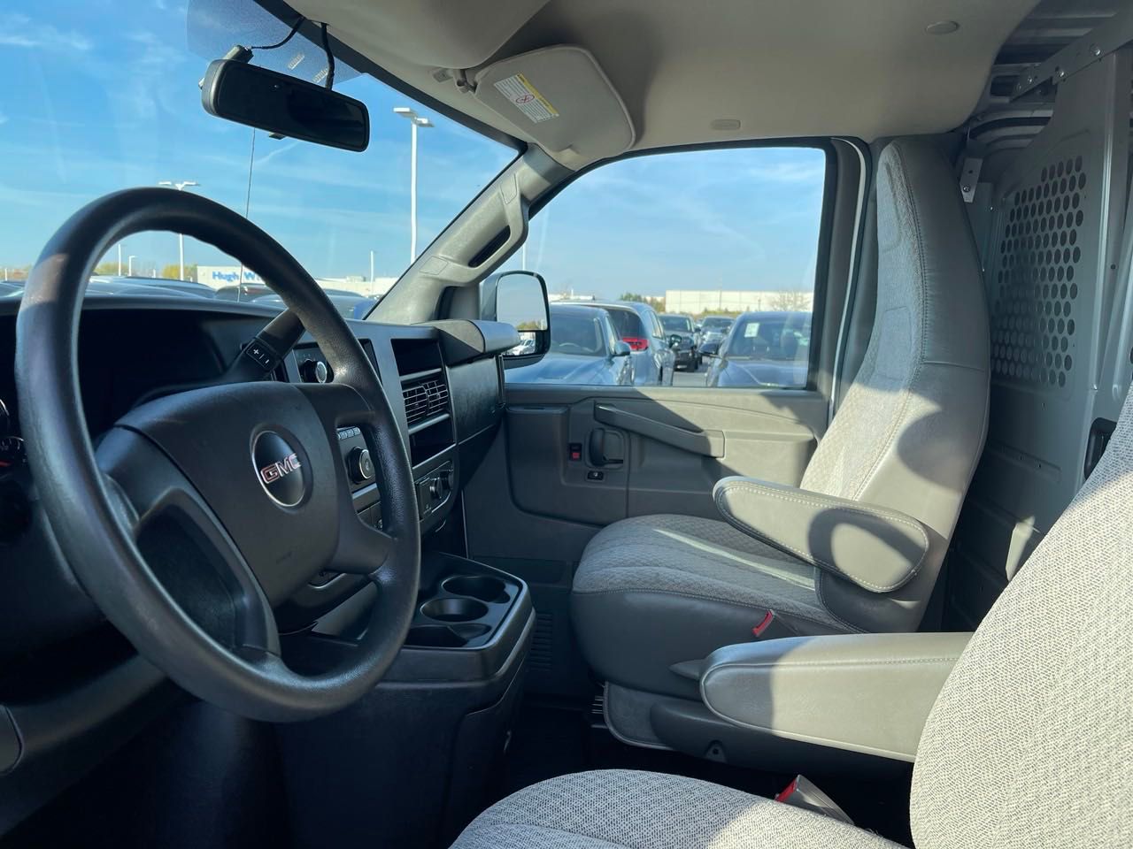 2019 GMC Savana 2500 Work Van 14