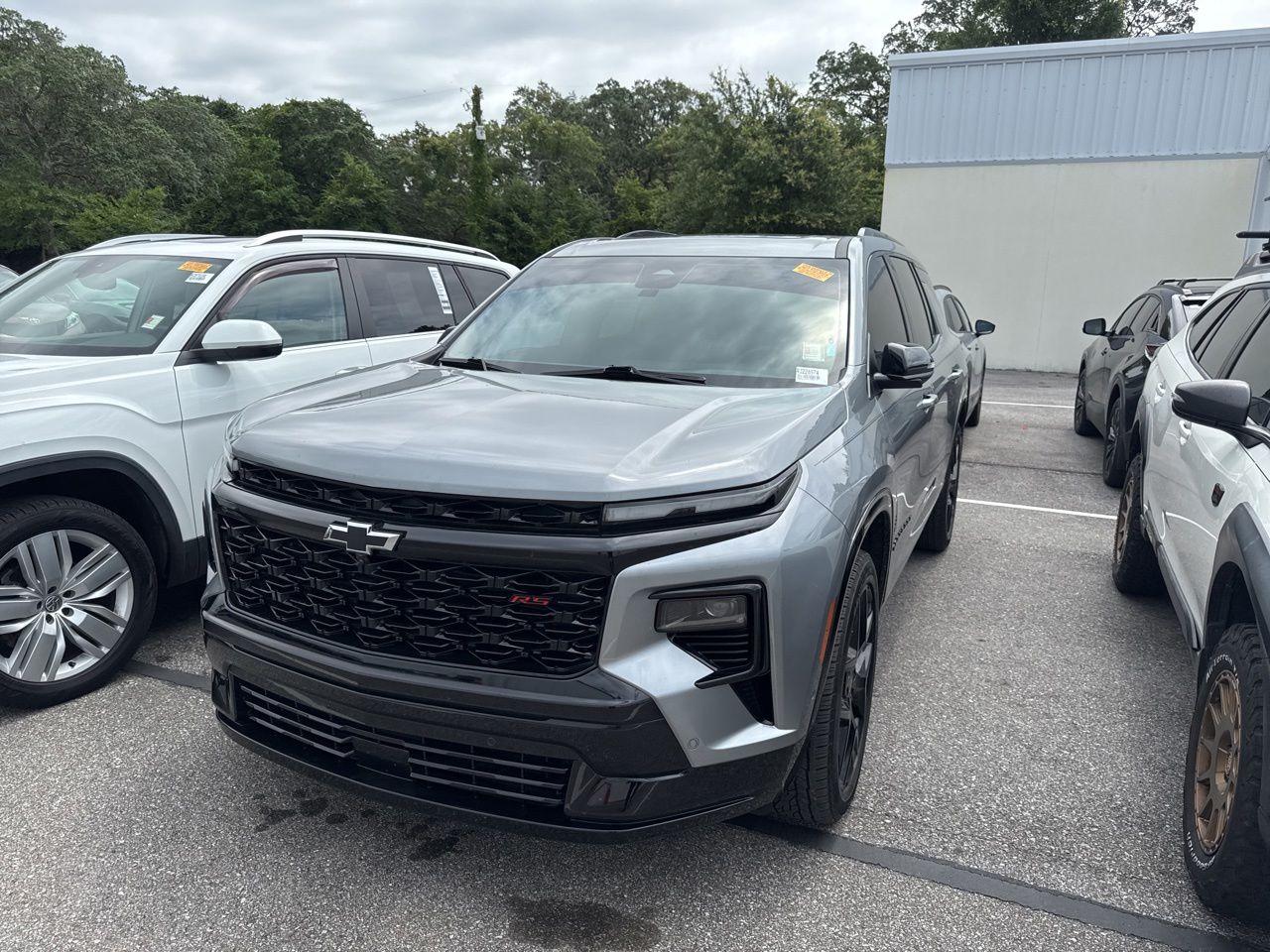 Sterling Gray Metallic 2024 Chevrolet Traverse RS FWD SUV / Crossover Front-Wheel Drive 8-Speed Automatic