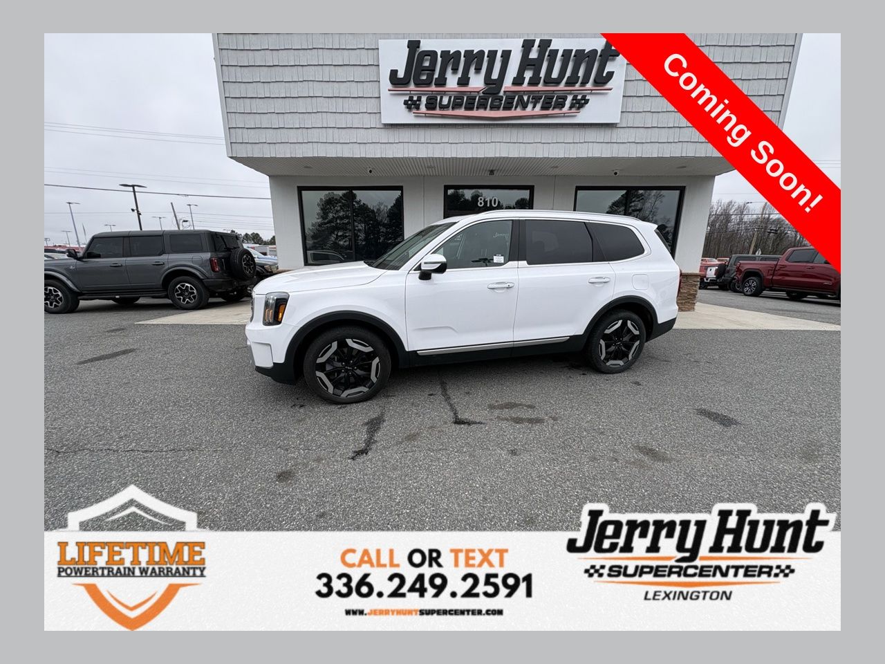 Glacial White Pearl 2024 Kia Telluride S AWD SUV / Crossover All-Wheel Drive 8-Speed Automatic
