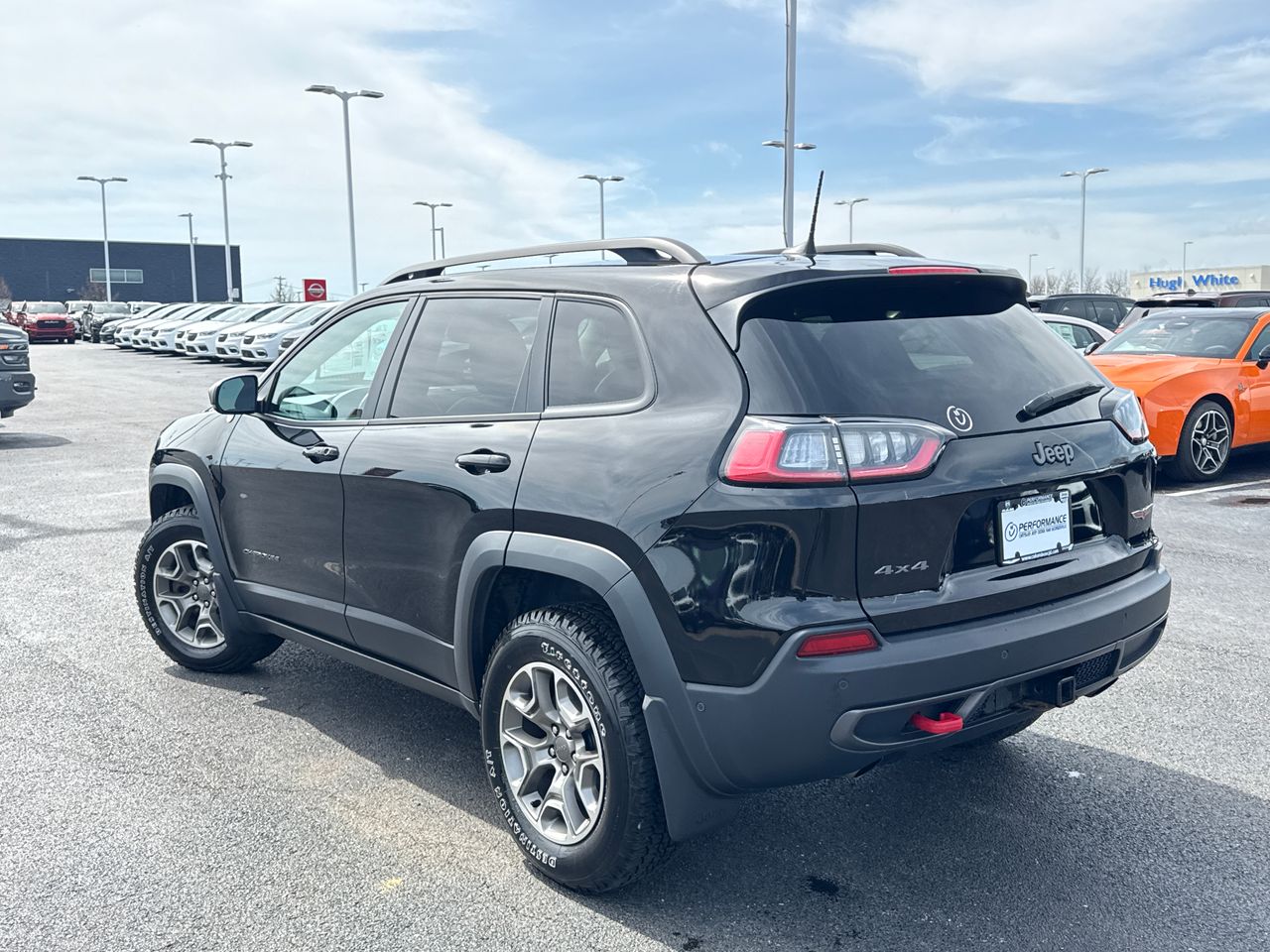 View vehicle photo 5