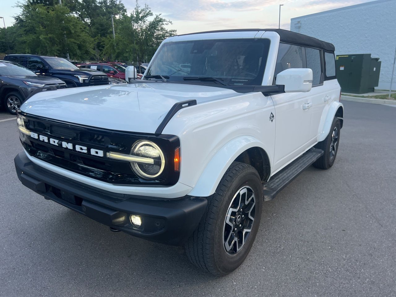 2024 Ford Bronco Outer Banks 4x4's photo