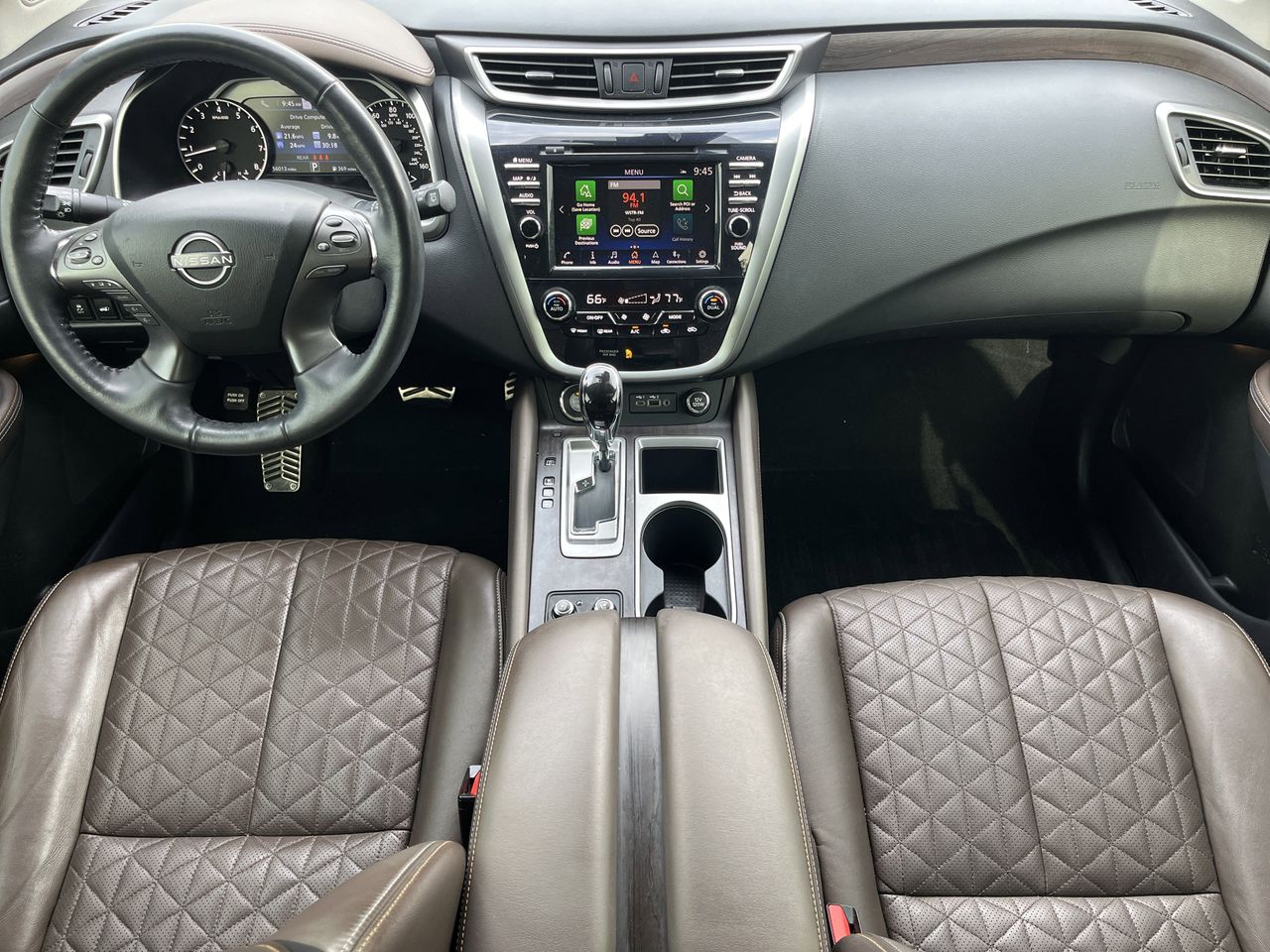 View vehicle photo 2