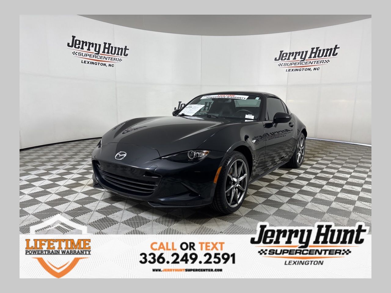 Jet Black Mica 2022 Mazda MX-5 Miata RF Grand Touring RWD Convertible Rear-Wheel Drive 6-Speed Automatic