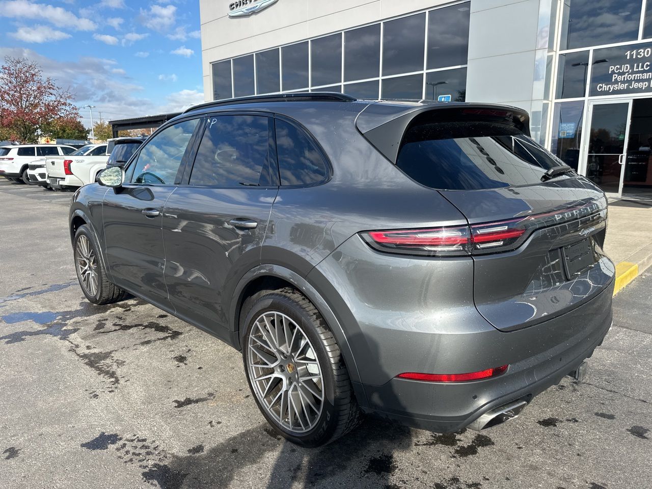 2022 Porsche Cayenne Base 5