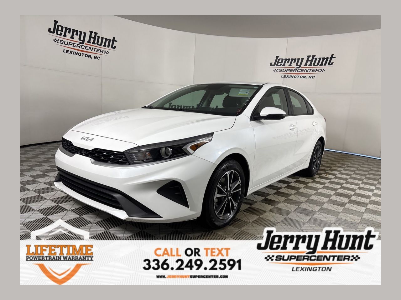 2024 Kia Forte LXS FWD