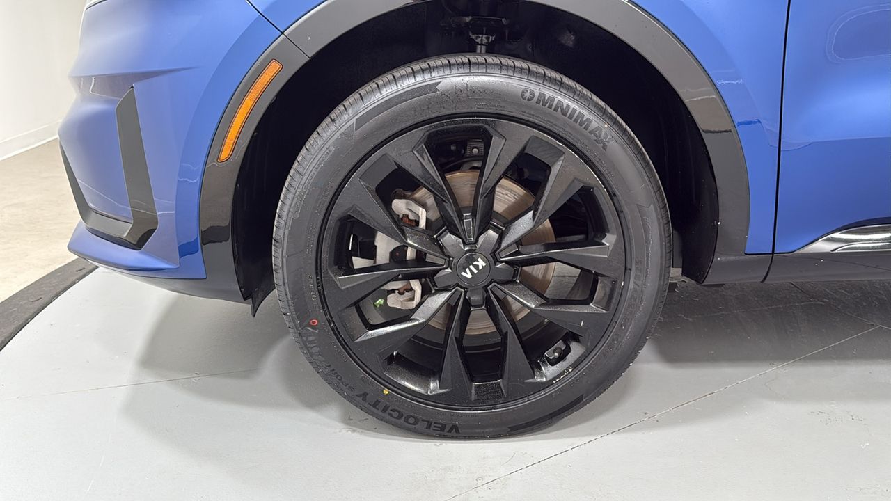 Used 2021 Blue Kia SX image 25