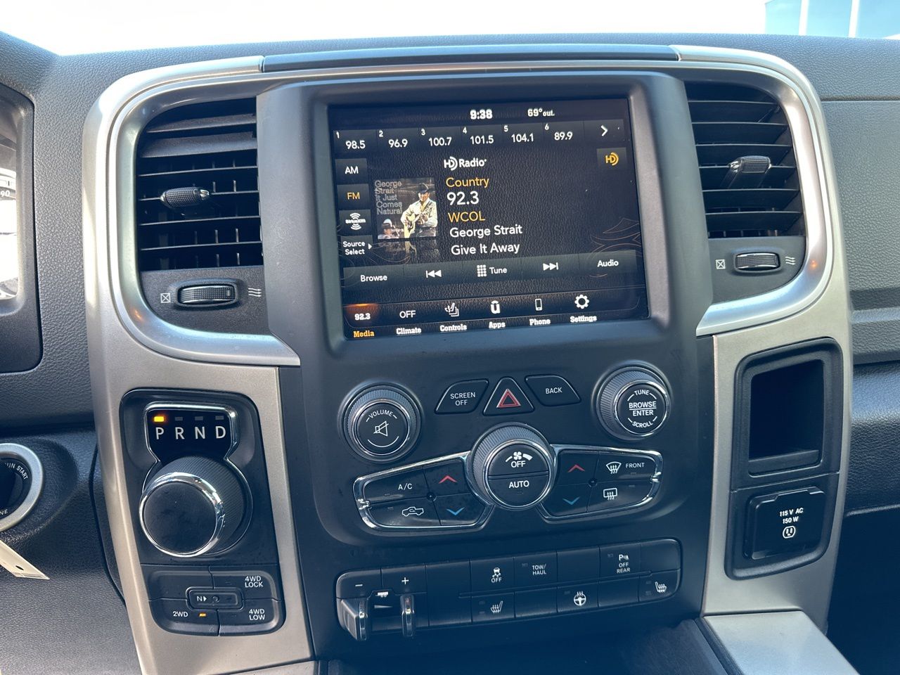 2019 Ram 1500 Classic Warlock 13