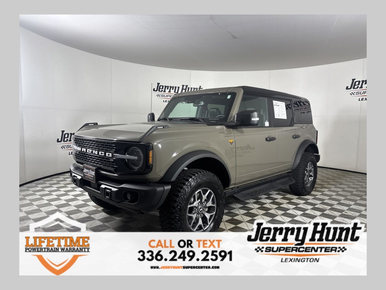 Gray 2025 Ford Bronco SUV / Crossover Four-Wheel Drive Automatic