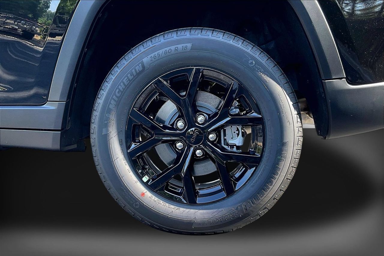 New 2026 Black Jeep Altitude image 30