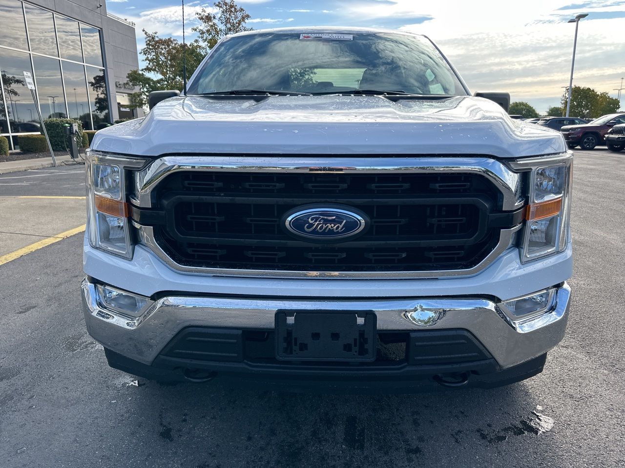 2021 Ford F-150 XLT 2