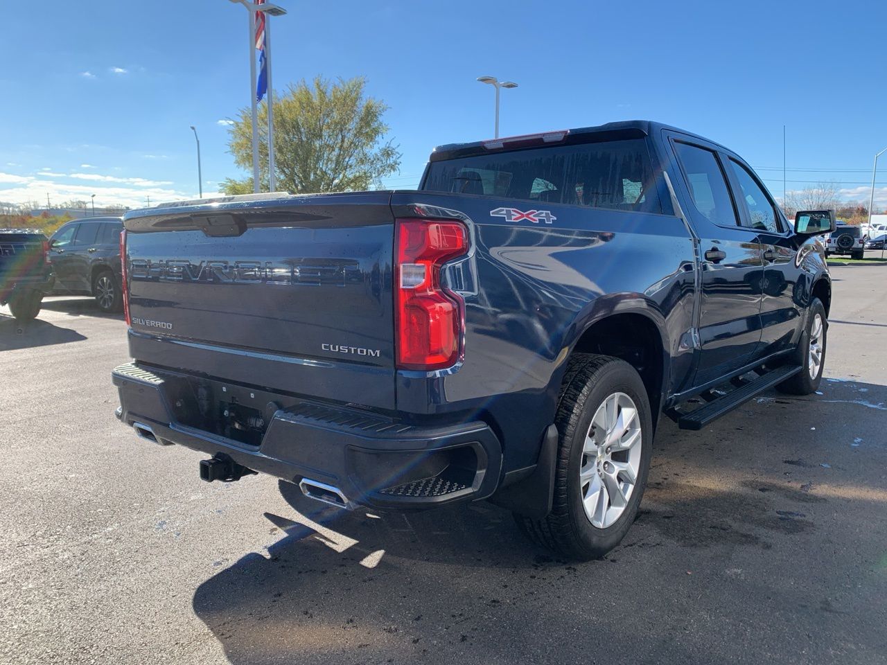 2019 Chevrolet Silverado 1500 Custom 3