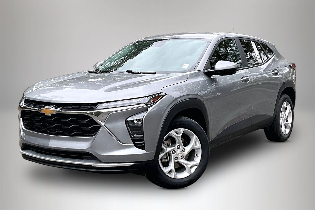 2024 Chevrolet Trax LS FWD