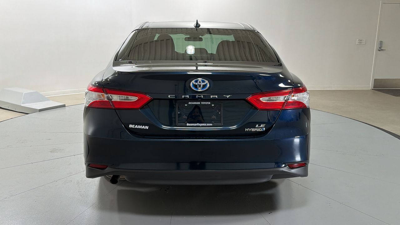 Used 2020 Blue Toyota LE image 4