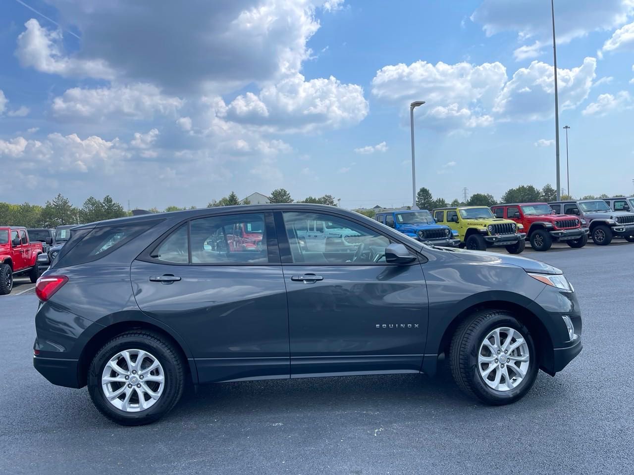 2018 Chevrolet Equinox LS 2