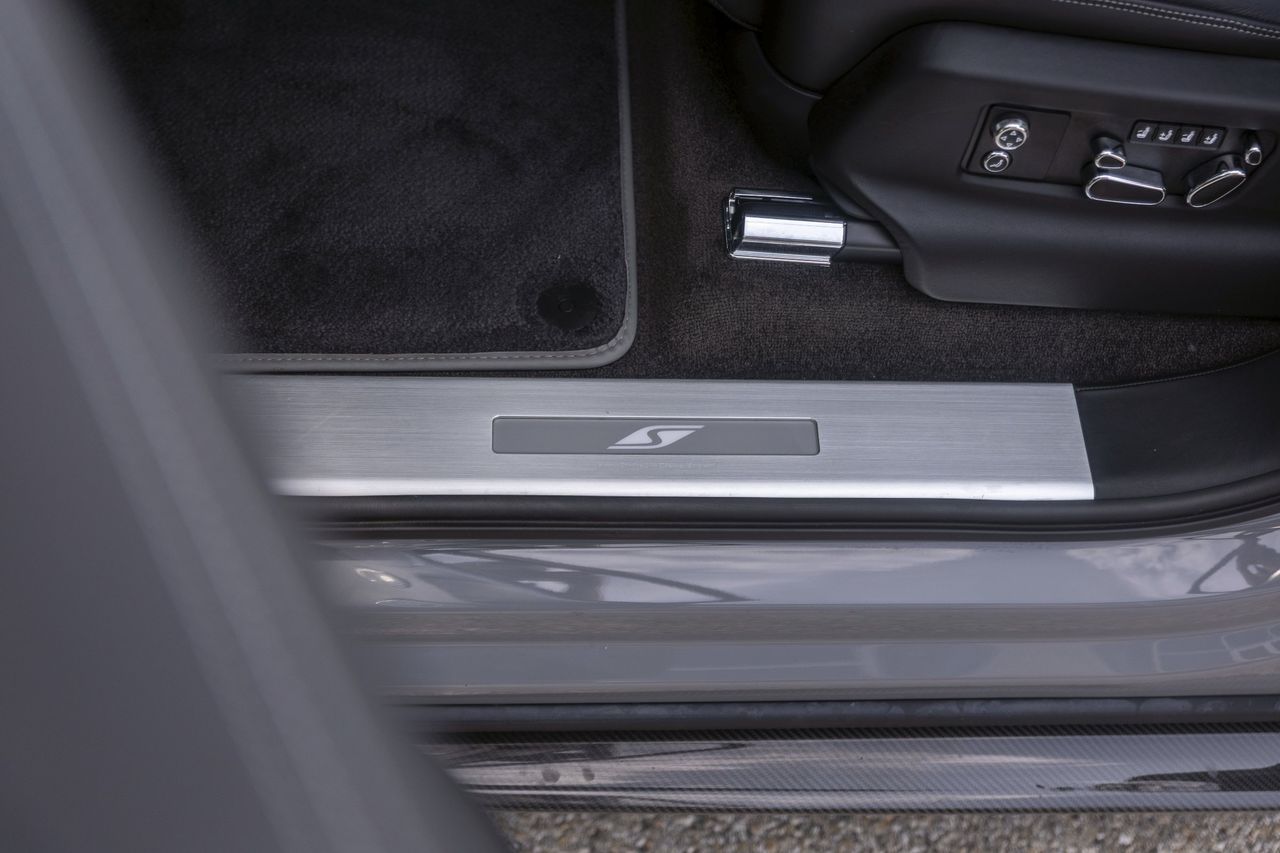 Used Car 2025 Bentley Bentayga  S For Sale Under $240,000 In Austin, Texas