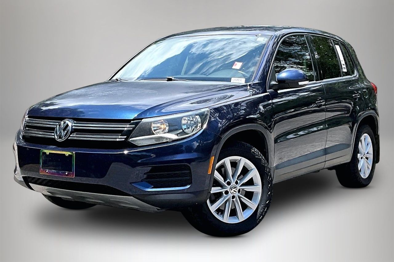Night Blue 2014 Volkswagen Tiguan SUV / Crossover All-Wheel Drive 6-Speed Automatic