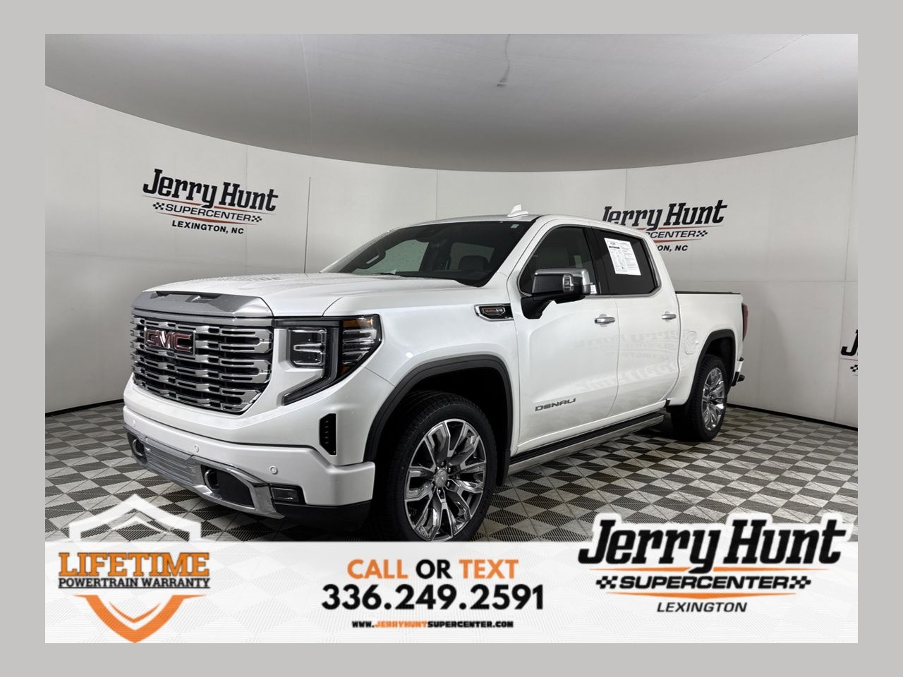 White Frost Tricoat 2024 GMC Sierra 1500 Pickup Truck Four-Wheel Drive Automatic