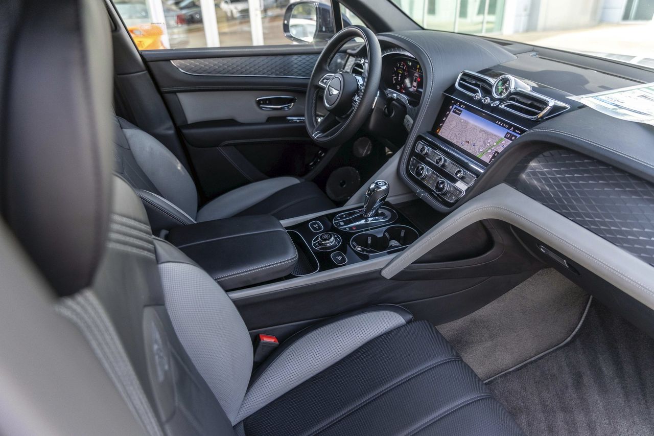 Used Car 2025 Bentley Bentayga  S For Sale Under $240,000 In Austin, Texas