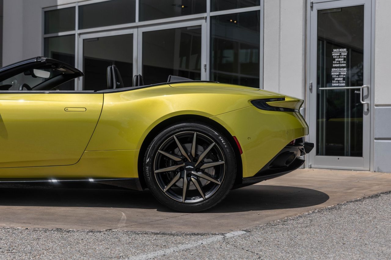 Used Car 2022 Aston Martin Db11  Volante For Sale Under $170,000 In Austin, Texas