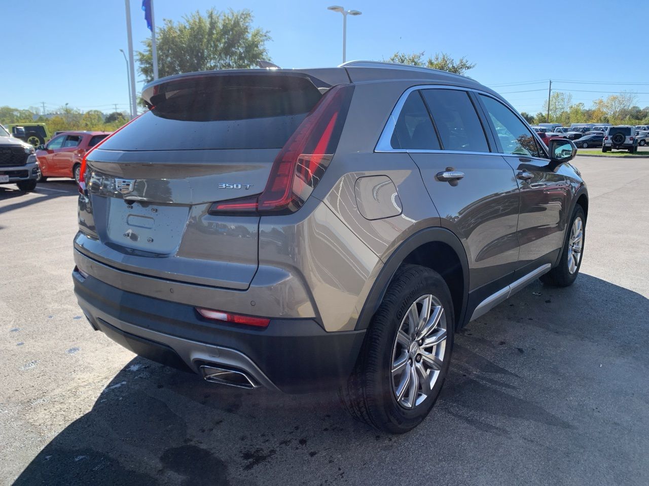 2020 Cadillac XT4 Premium Luxury 3