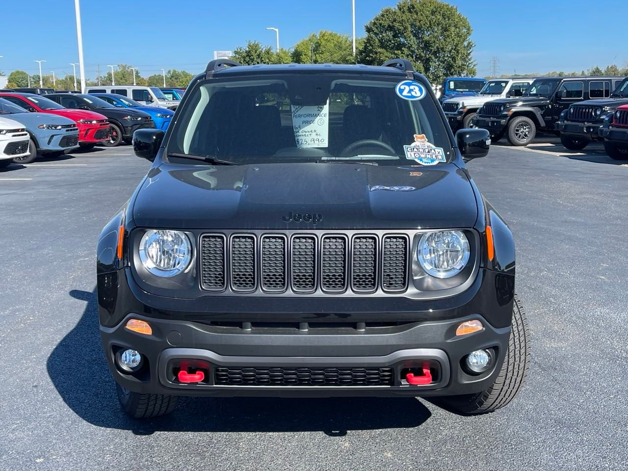 2023 Jeep Renegade Trailhawk 8