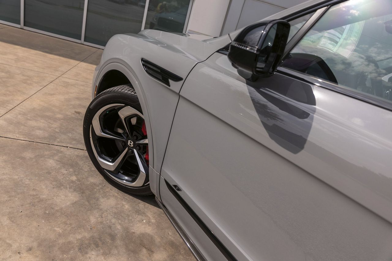 Used Car 2025 Bentley Bentayga  S For Sale Under $240,000 In Austin, Texas