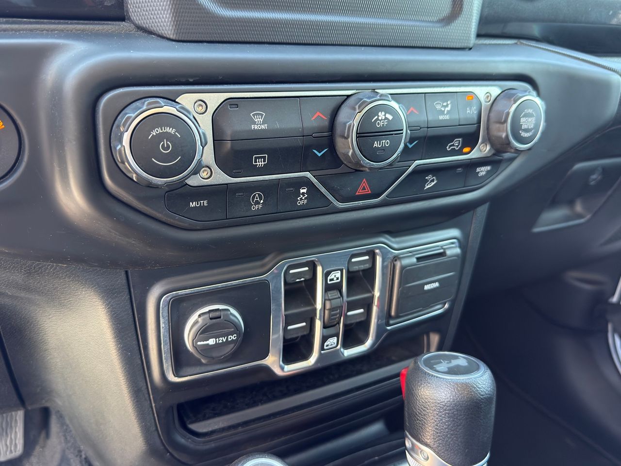 Used Car 2020 Jeep Wrangler  Unlimited Sport Altitude For Sale Under $30,000 In Austin, Texas