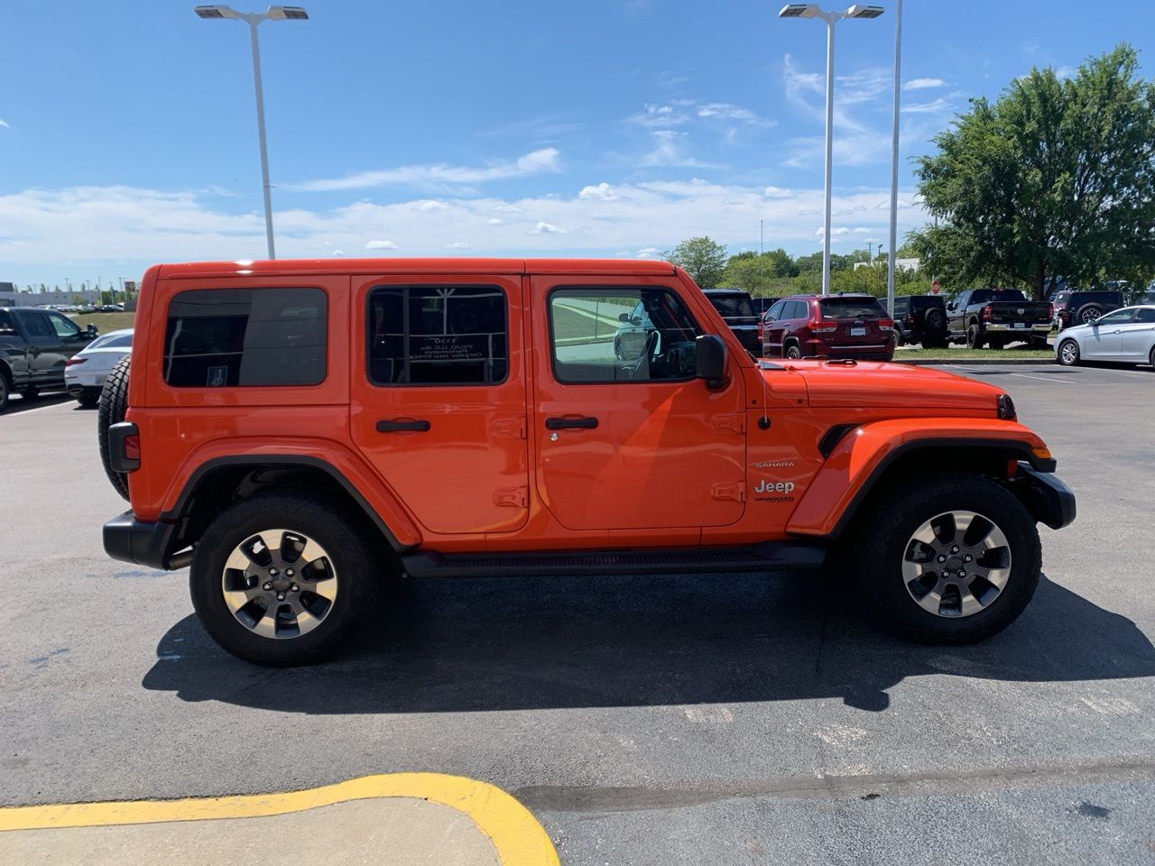 2020 Jeep Wrangler Unlimited Sahara 2