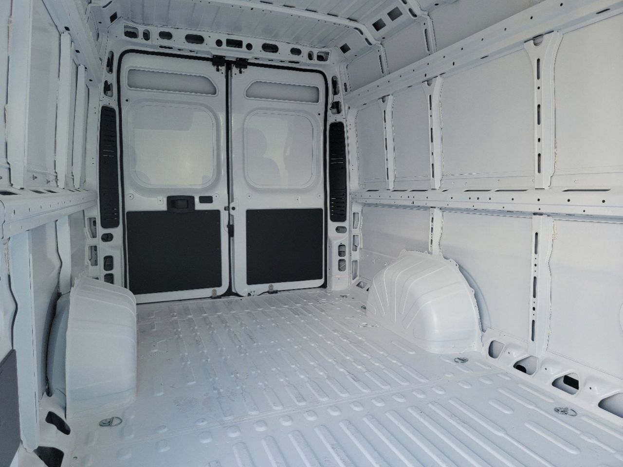 2024 Ram ProMaster 3500 High Roof 12