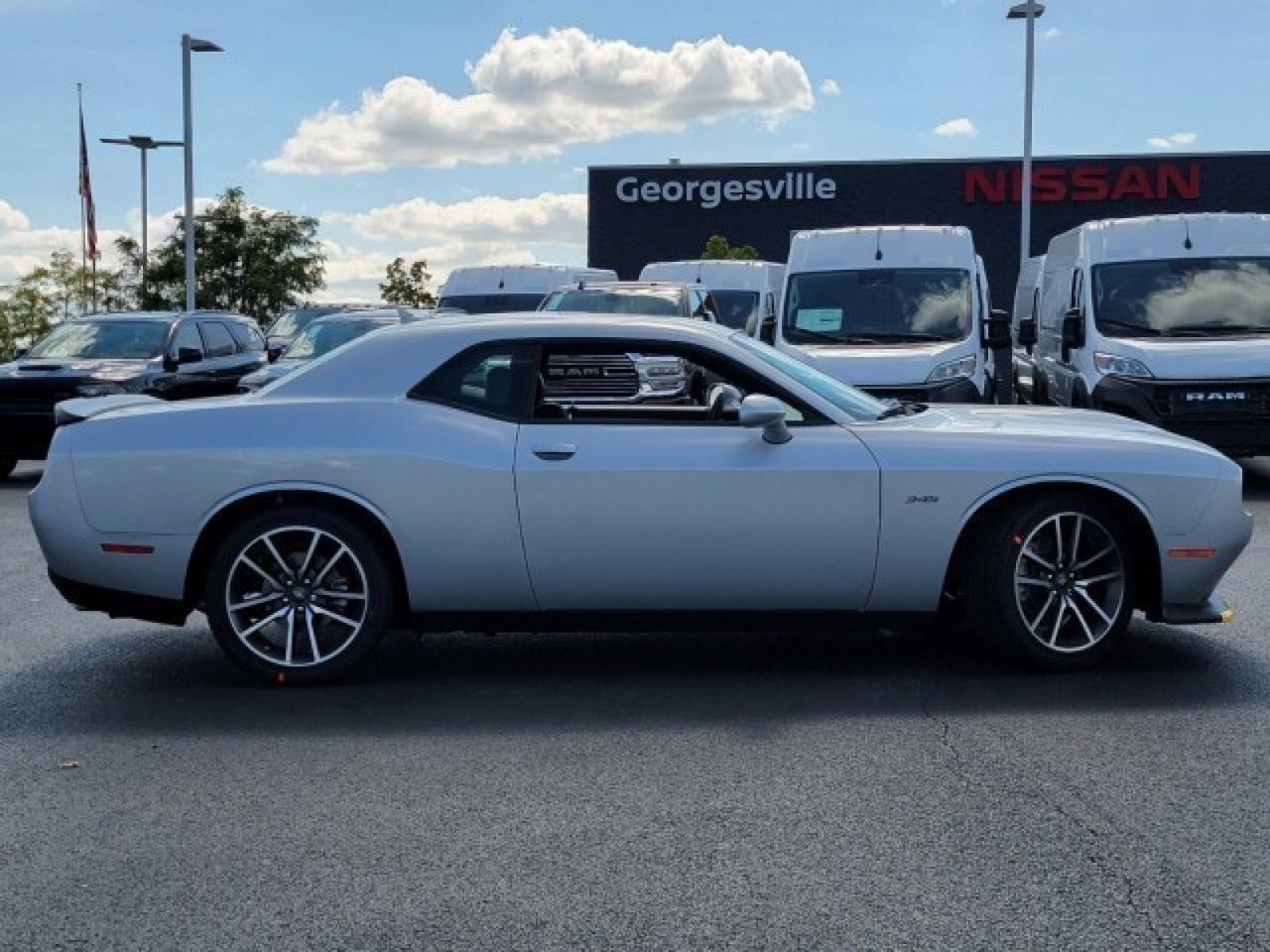 2023 Dodge Challenger R/T 10