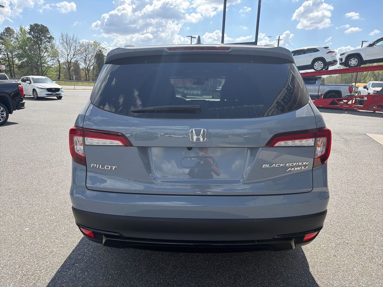 View vehicle photo 7