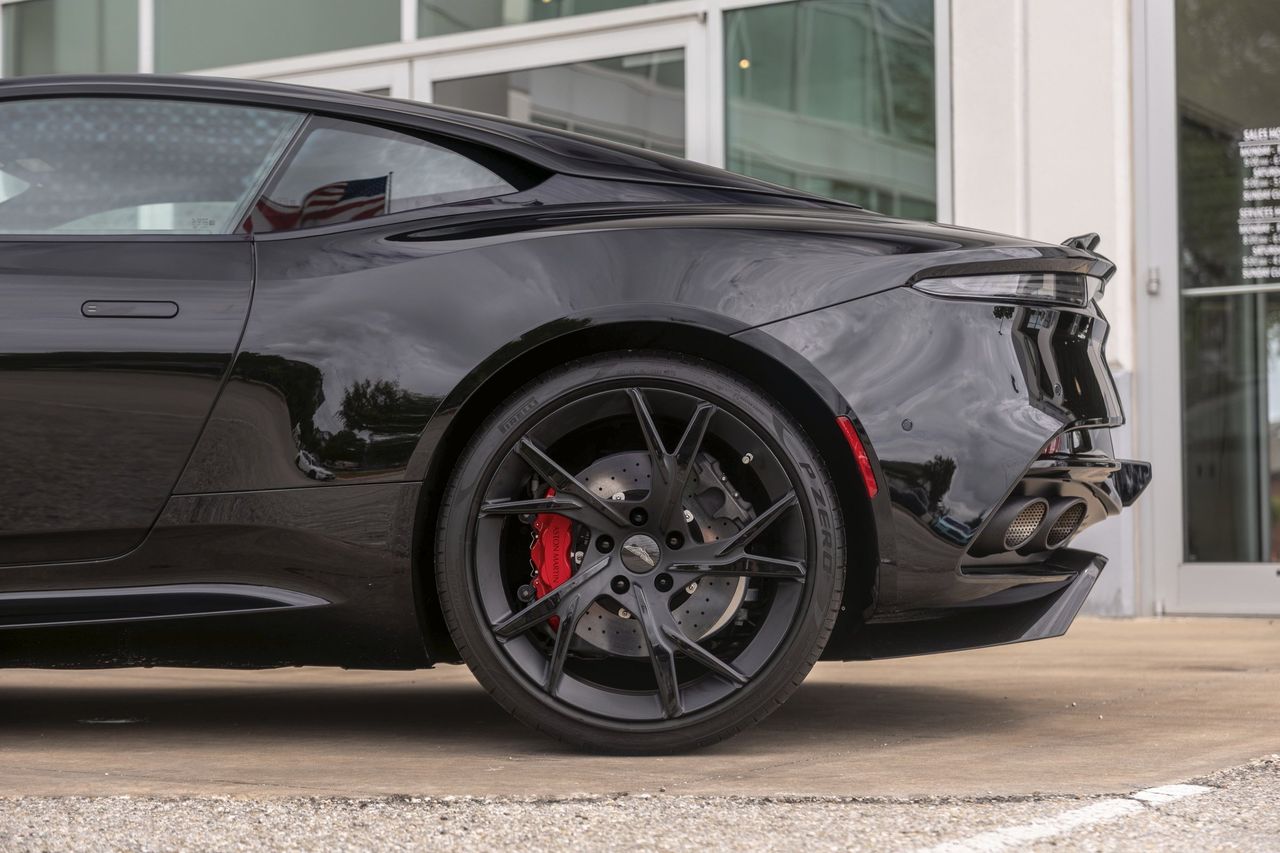 Used Car 2019 Aston Martin Dbs  Superleggera For Sale Under $230,000 In Austin, Texas