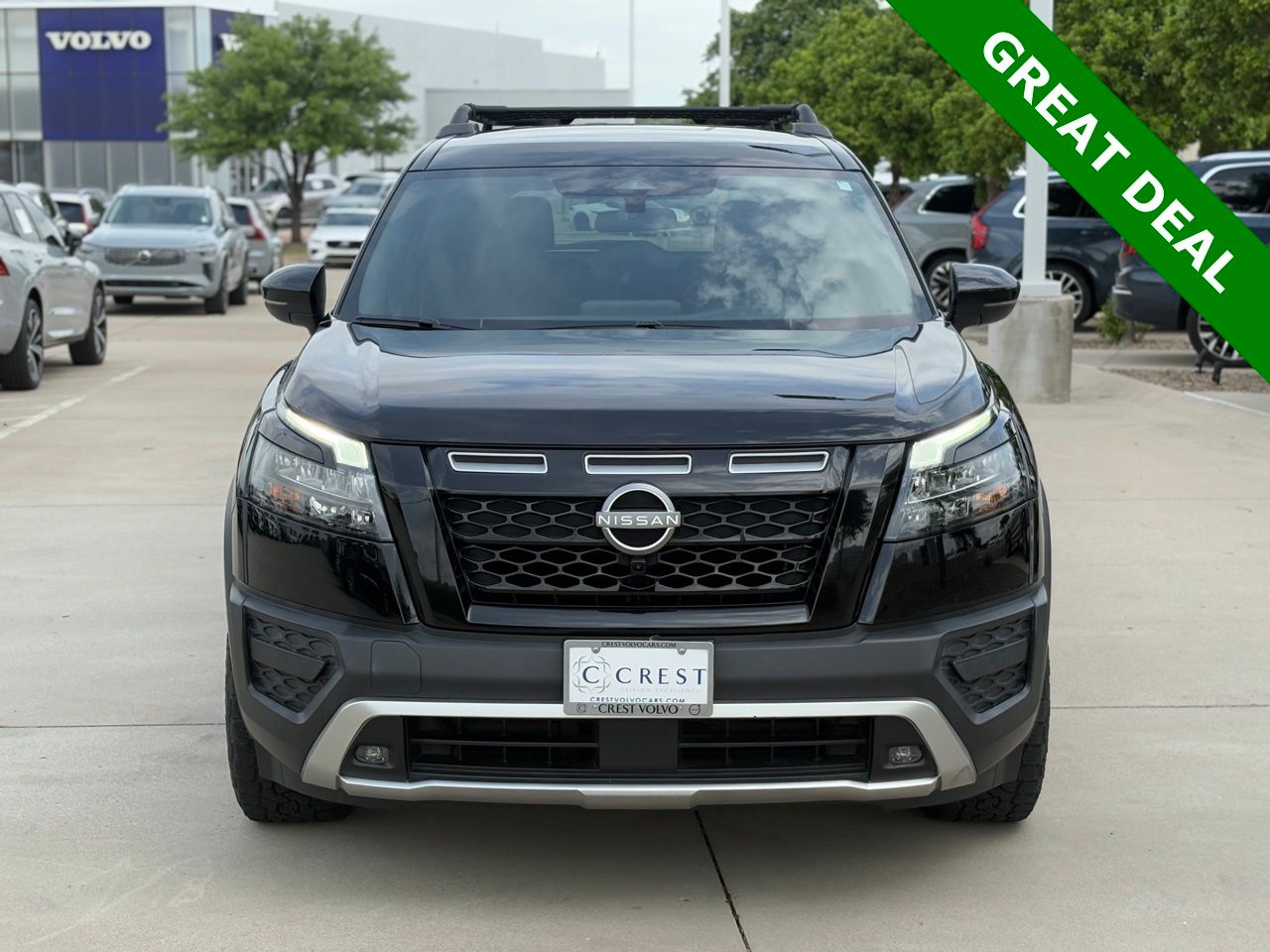 View vehicle photo 4