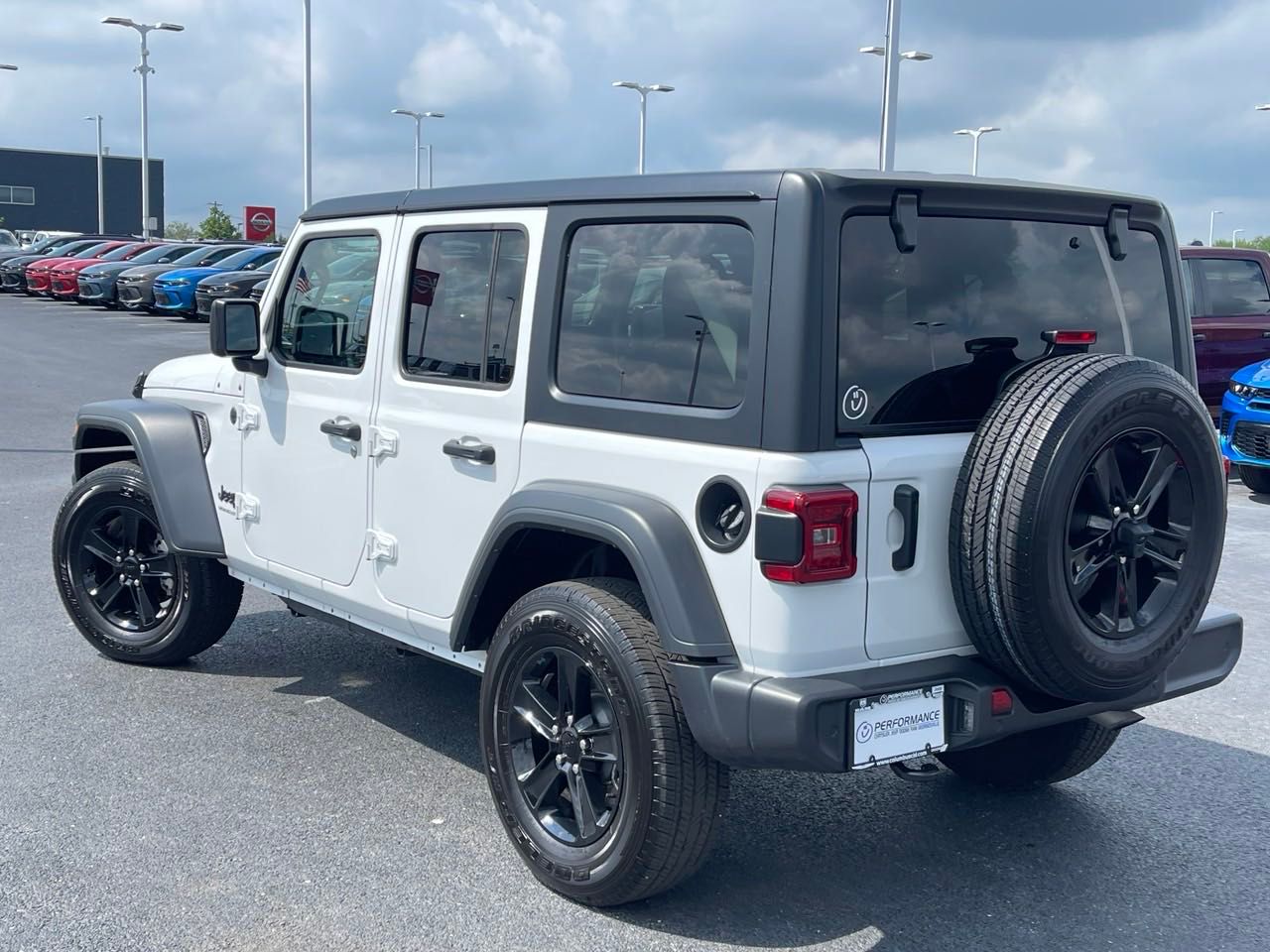 2023 Jeep Wrangler Altitude 5