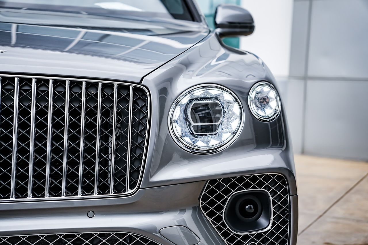 Used Car 2023 Bentley Bentayga Ewb  For Sale Under $200,000 In Austin, Texas