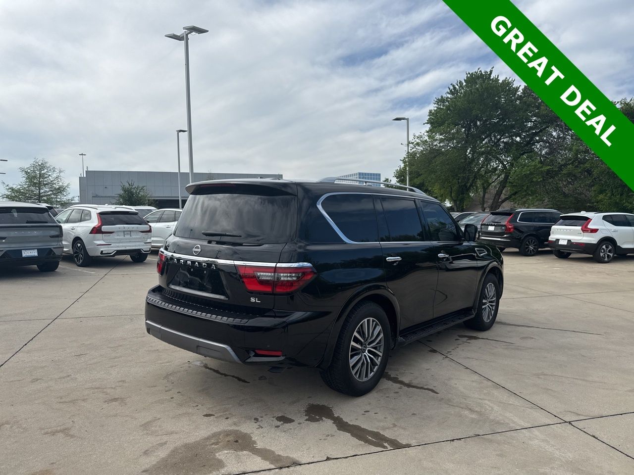 View vehicle photo 5