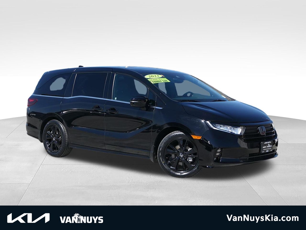 Crystal Black Pearl 2023 Honda Odyssey Minivan Front-Wheel Drive Automatic