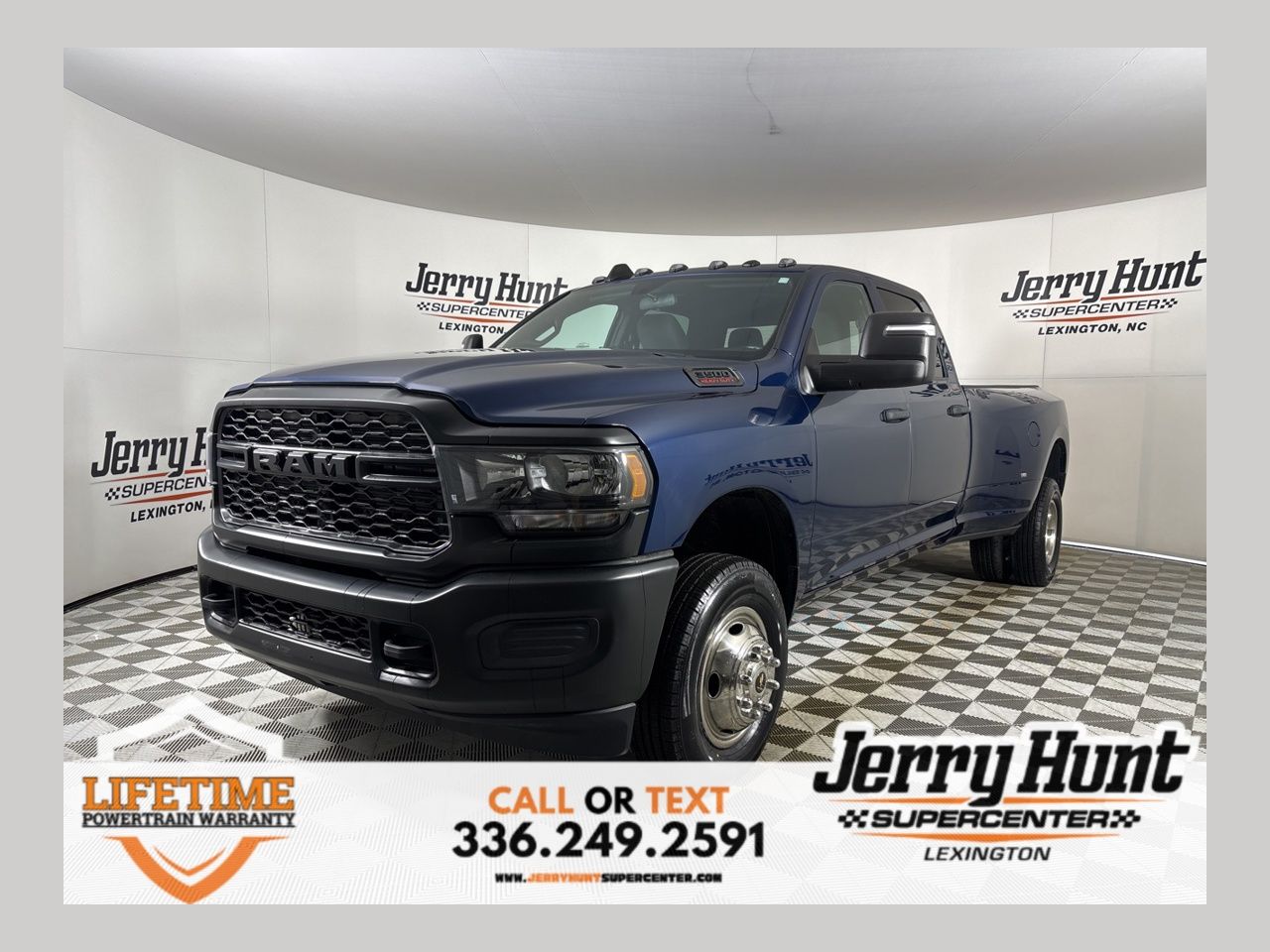 2024 RAM 3500 Tradesman Crew Cab LB DRW 4WD