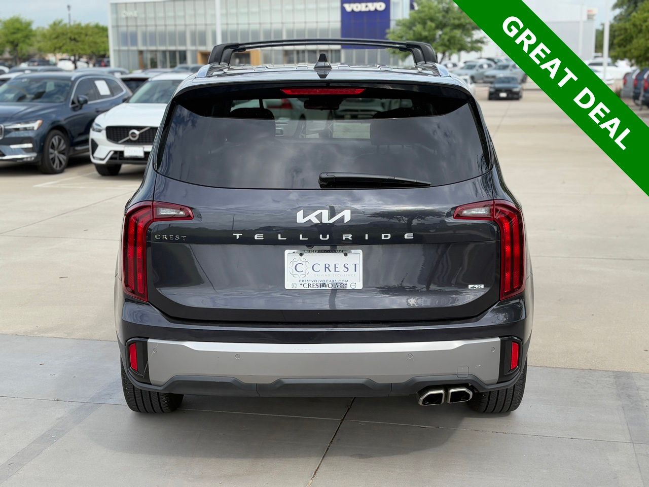 View vehicle photo 7