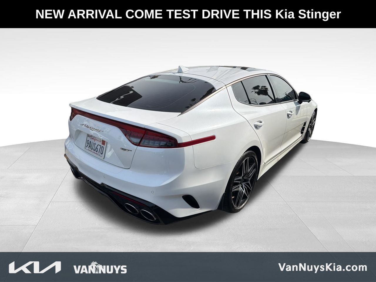 View vehicle photo 3