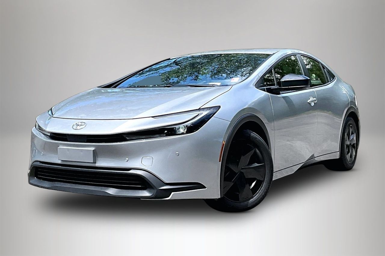 Cutting Edge 2025 Toyota Prius Hatchback Front-Wheel Drive Continuously Variable Transmission
