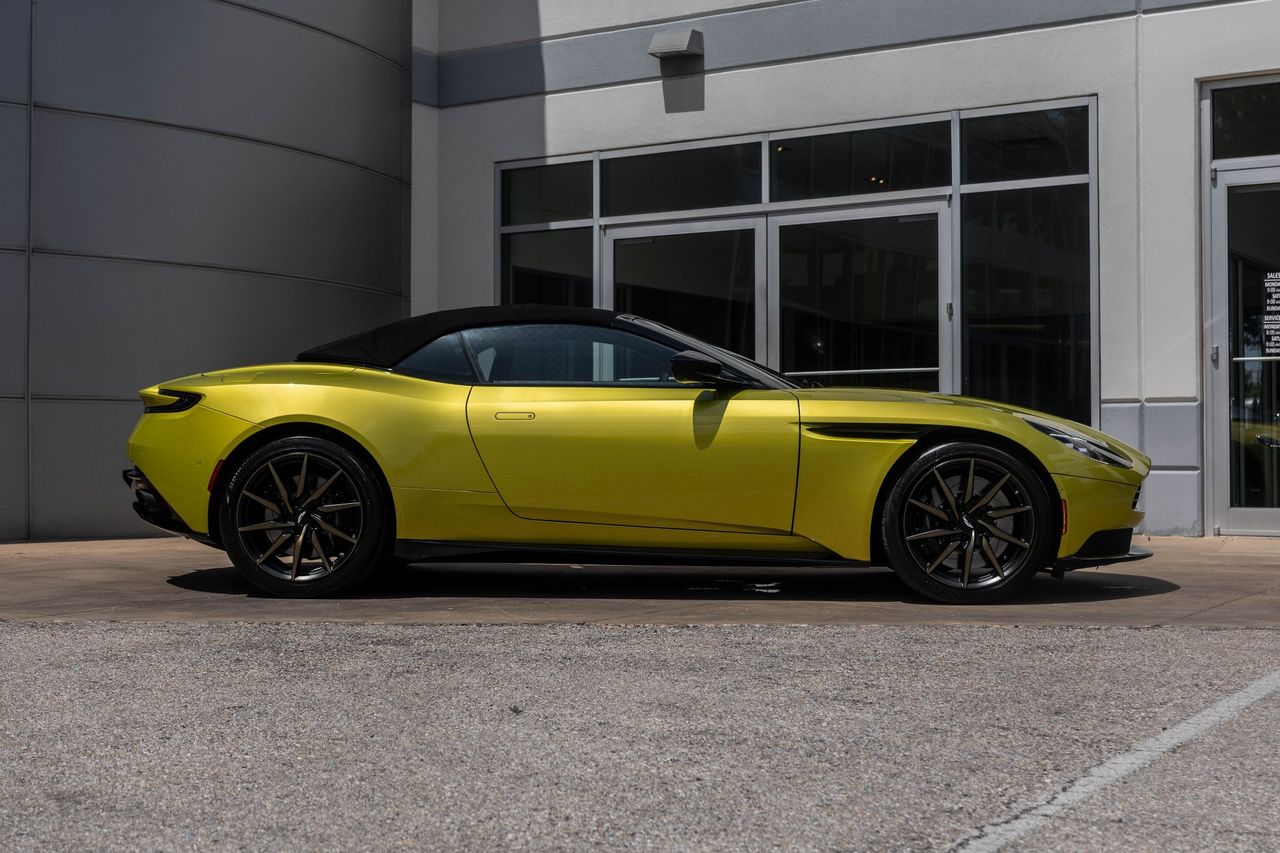 Used Car 2022 Aston Martin Db11  Volante For Sale Under $170,000 In Austin, Texas