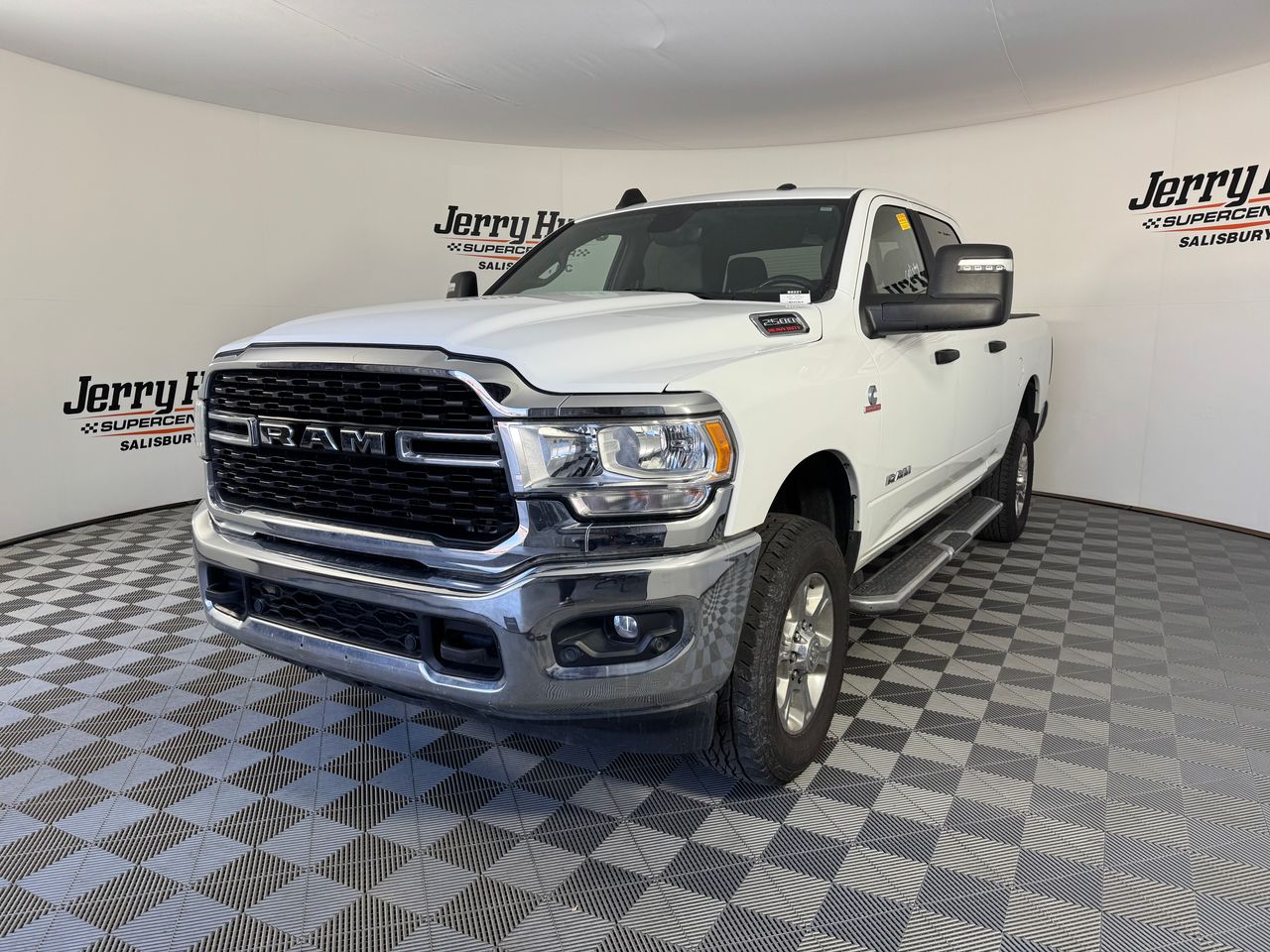 2024 RAM 2500 Big Horn Crew Cab 4WD