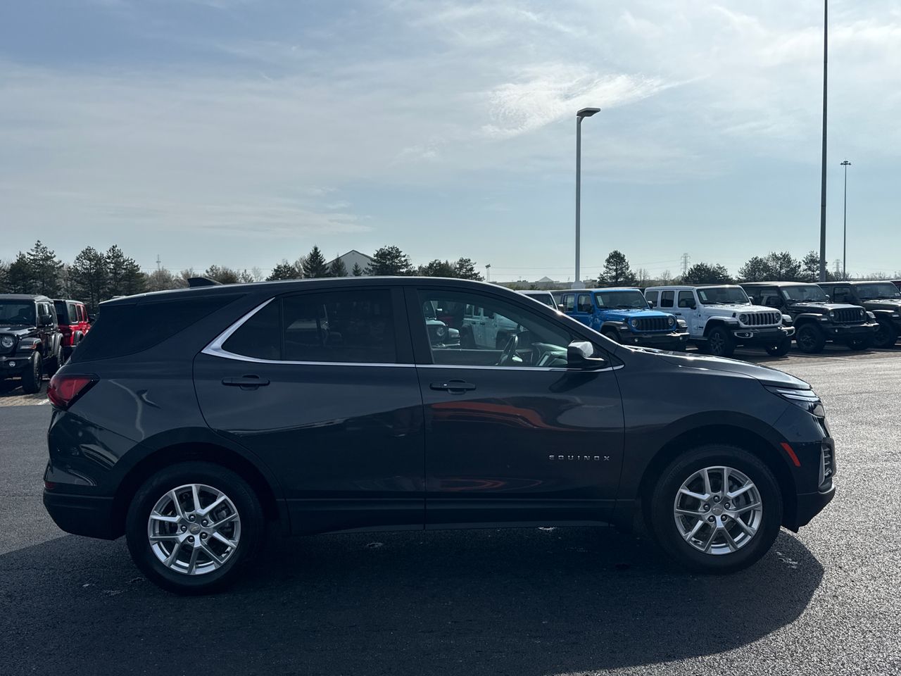 View vehicle photo 2