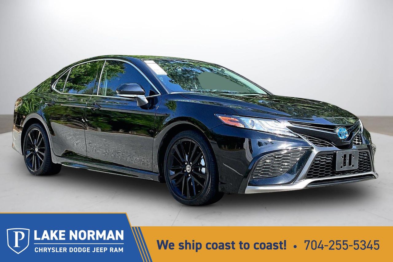 2024 Toyota Camry Hybrid XSE FWD