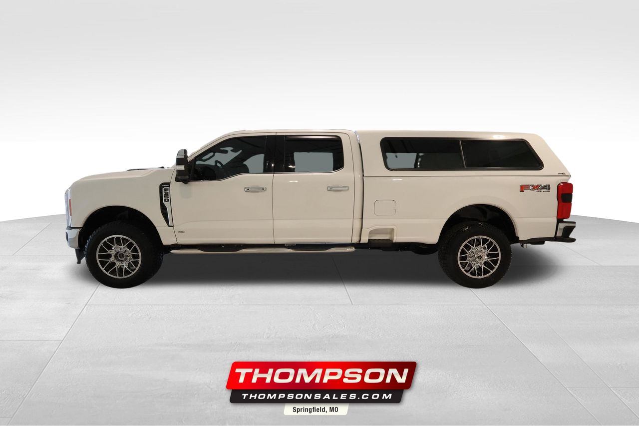 Star White Metallic Tri-Coat 2023 Ford F-350 Super Duty Pickup Truck Four-Wheel Drive Automatic