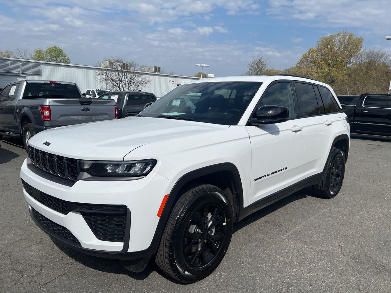 2026 Jeep Grand Cherokee Altitude
