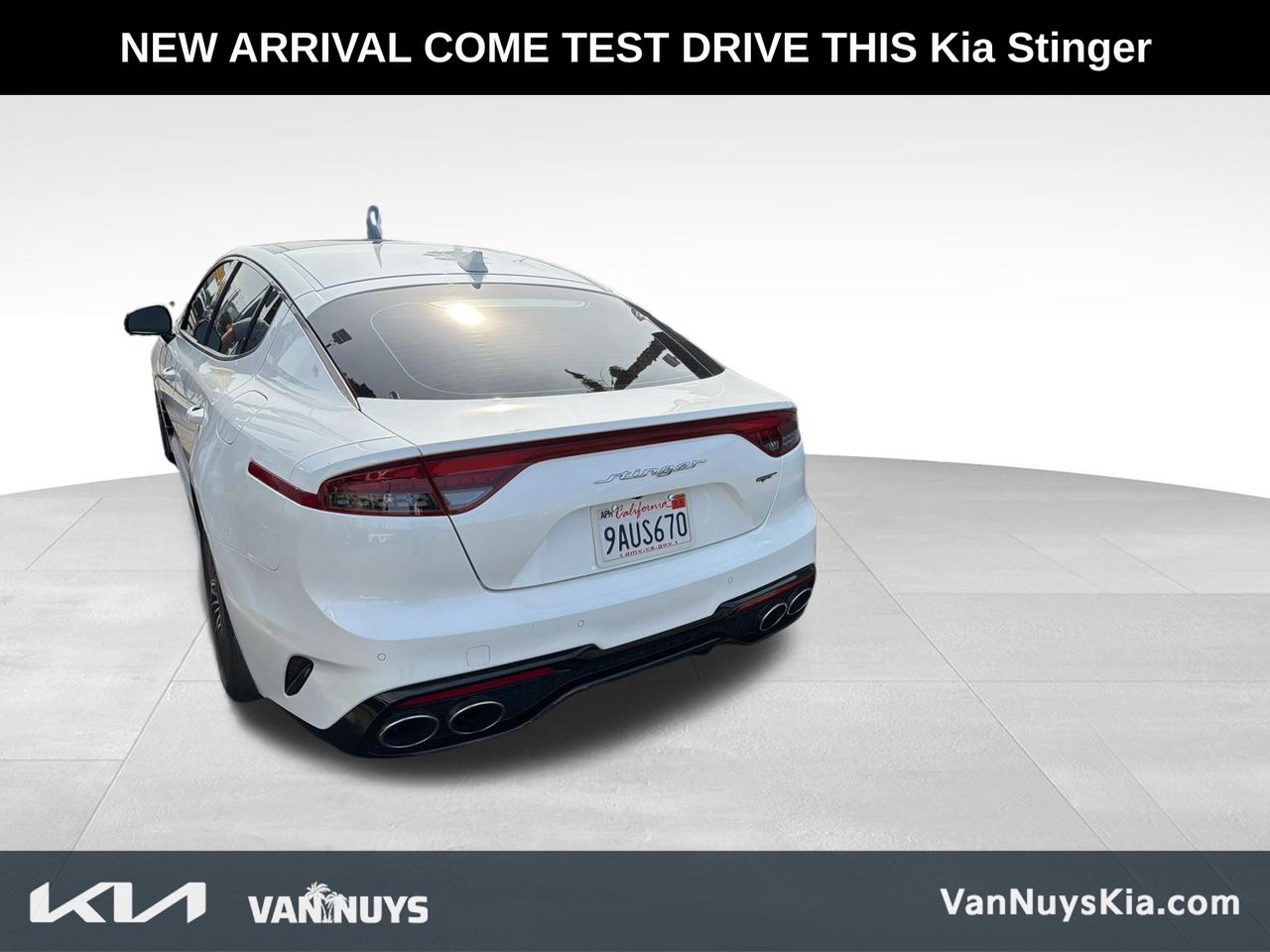 View vehicle photo 4